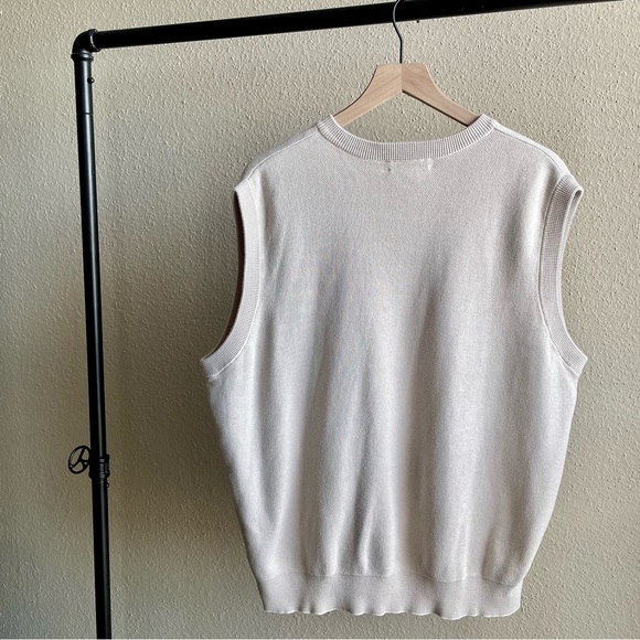 Sweater vest - Picture 5 of 5